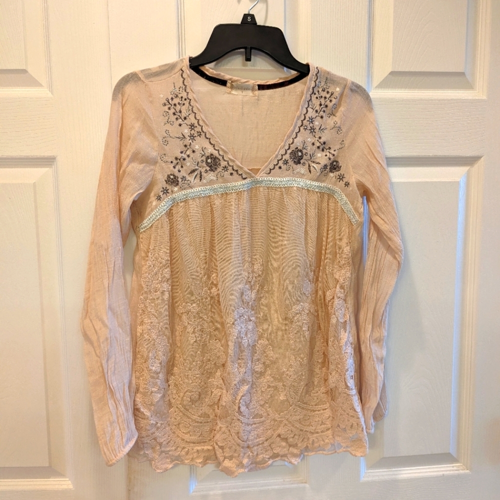 Altar'd State Embroidered & Lace top